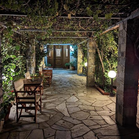 Guesthouse Christos Скопелос Экстерьер фото