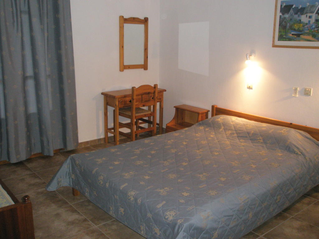 Guesthouse Christos Скопелос Экстерьер фото