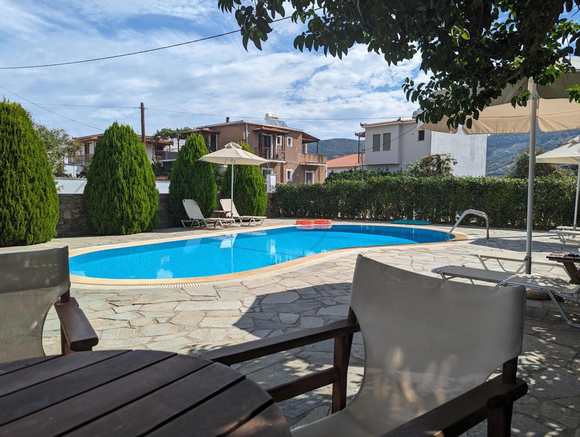 Guesthouse Christos Скопелос Экстерьер фото