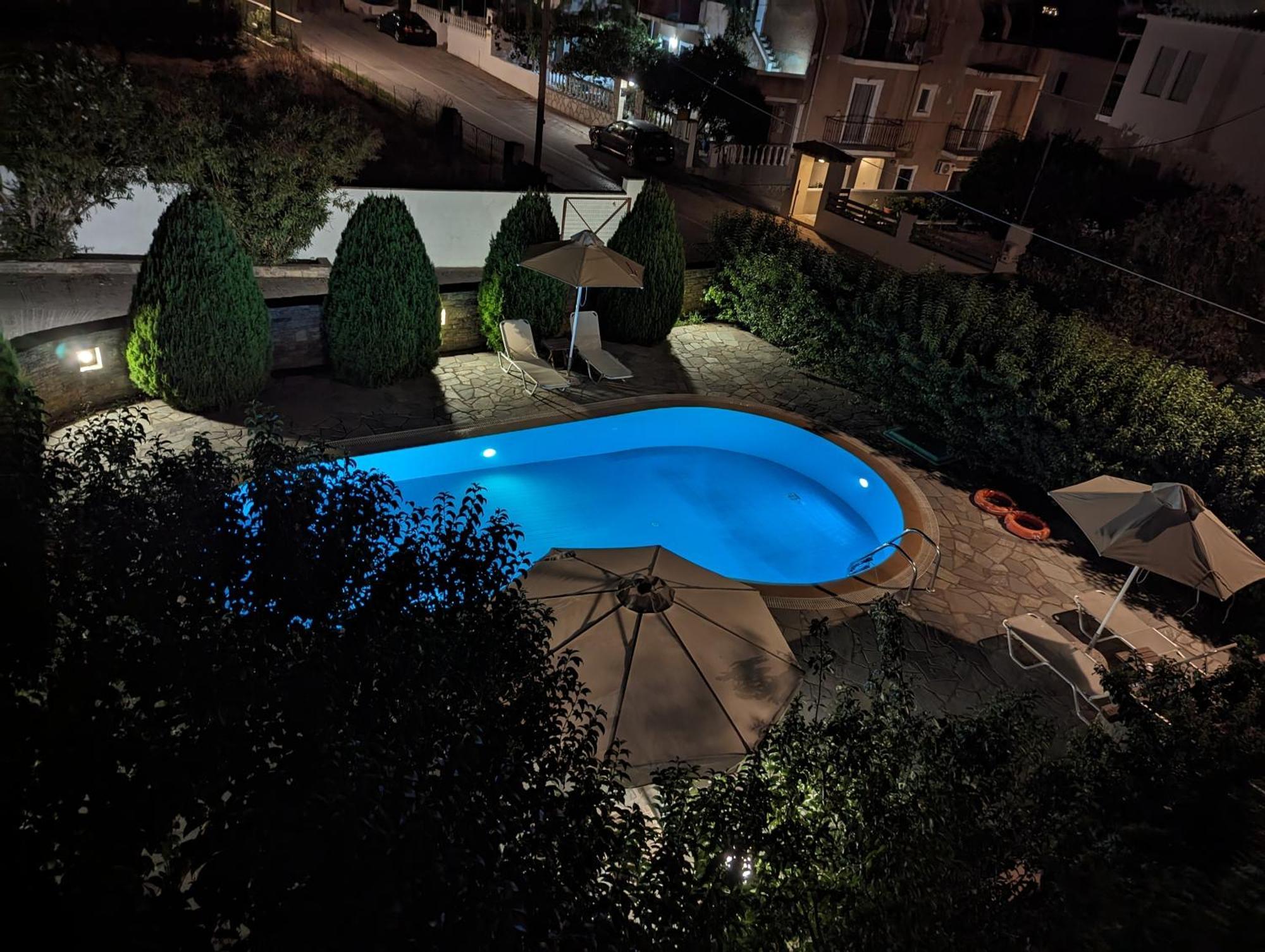 Guesthouse Christos Скопелос Экстерьер фото