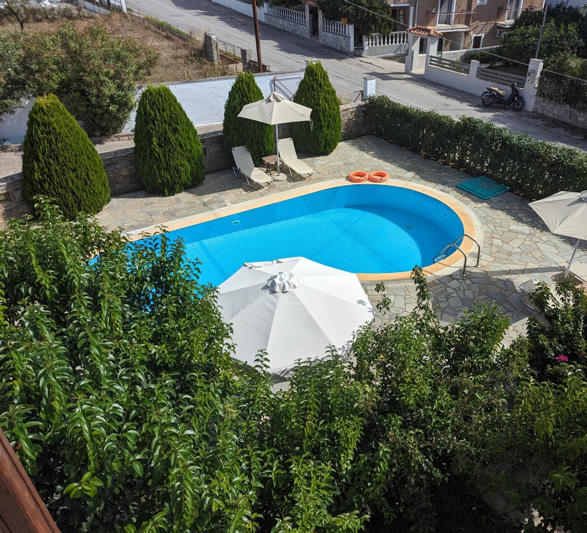 Guesthouse Christos Скопелос Экстерьер фото