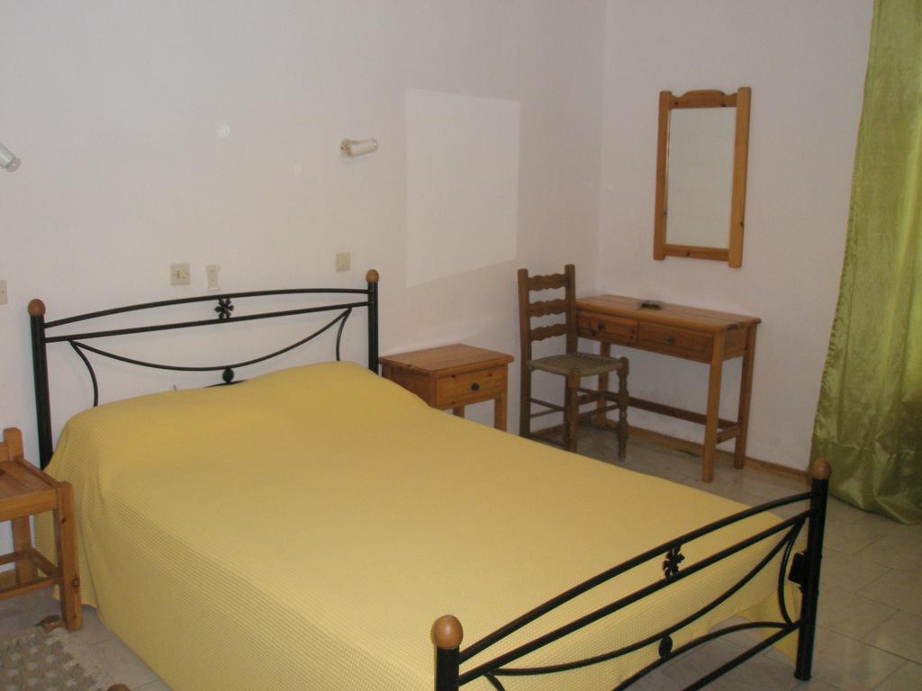 Guesthouse Christos Скопелос Экстерьер фото