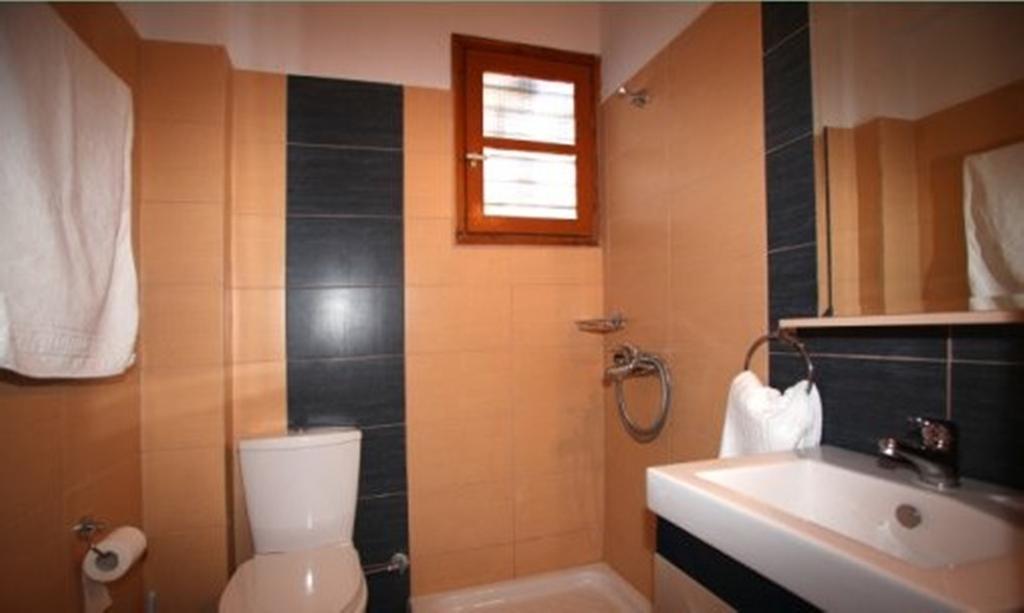 Guesthouse Christos Скопелос Экстерьер фото